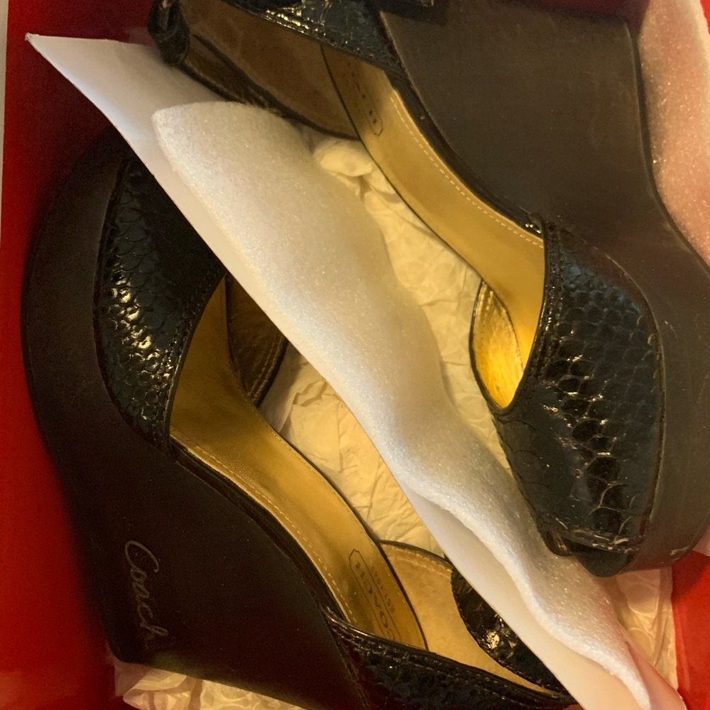 Coach Sandals - Picture 8 of 9